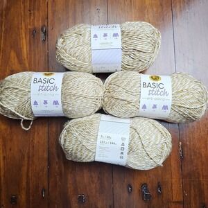Lion Brand Yarn Basic Stitch Anti‎ Pilling Tan White Acrylic 4 Skeins